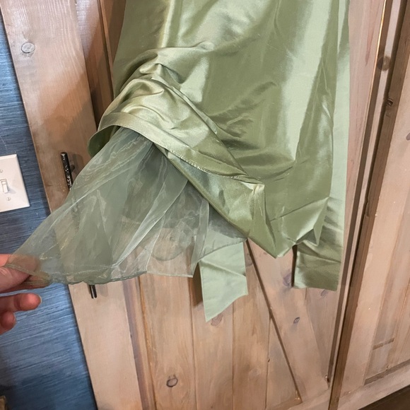 Ann Taylor 100% Silk Sage Green Cocktail Dress Size 4 Bridesmaid Prom - Picture 4 of 9